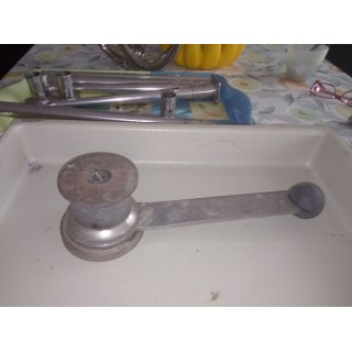 Barton Winch Winsch incl. Kurbel Tufnol  Taubereich 63mm, Sockel  95mm Drehrichtung im Uhrzeiger gebraucht