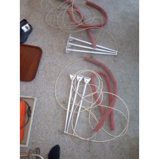 6 x Relingsttze 60cm VA  25mm, Fu Alu 8 x 6cm, 2x Draht 595cm oben, 575cm unten incl. Spanner und Relingskleid gebraucht.