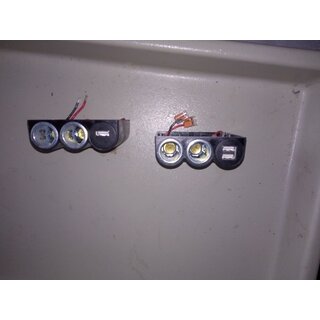2 x dreier Set USB Anschluss und 12 Volt Steckdose gebraucht 9,5 x 8,5cm