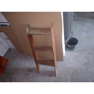 Massiv Leiter f�r Niedergang 3 Stufen 85 cm hoch 35cm breit 11 cm tief Gebraucht