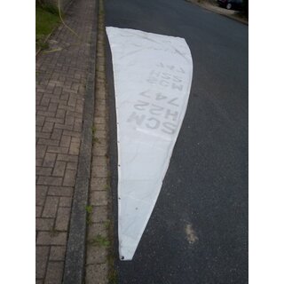 Conger Grosegel VL 575 AL 627 UL 209cm, das Segel fast sich fest an, ist sauber und vom Stand okay kann noch Jahre gesegelt werden.
