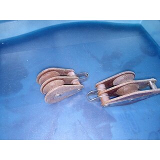 2 x Tufnol 3er Block Tau bis  14mm, Scheiben  43mm, ca. 100 / 135mm lang gebraucht wie abgebildet.