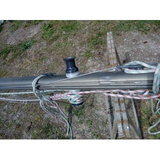 Deuter Rigg einer Nautica 24 Kielyacht 830cm Top