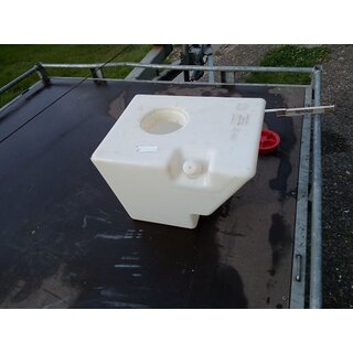 Wassertank angeschrgt 39cm hoch, unten 26 x 29cm oben 46 x 36cm