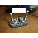 1x Klemme bis  8mm ca 60 x 25mm Lochabstand ca. 40mm...