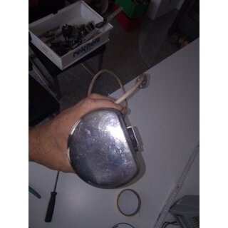 Hella TD Dampferlicht DHI BSH Zugelassen Gebraucht okay Leuchtmittel Funktioniert gebraucht. Es ist als Leuchtmittel eine LED eingebaut das ist nicht zugelassen