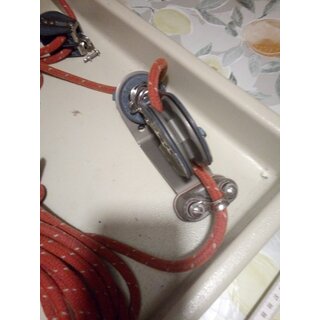 Kugelgelagerte Gro�schot Harken umschaltbarer Knarrblock incl. Wirbel und Klemme am Fu�block, � 10mm Tau. 2 x Sail Speed Kugelgelagerter Doppelblock, Komplett f�r sportliches Segeln auf einem Regattaboot geht nat�rlich auch auf der Familienyacht.