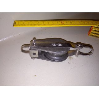 2x Innenliegender Kugelgelagerter Block Tau bis 6mm sind ca 8,5cm lang gebraucht